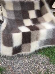 Handwoven Sheep Wool Blanket King Size Liznyk Rug - thumbnail 1