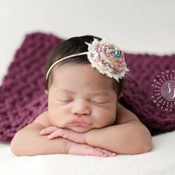 Chunky Plum Purple Baby Blanket Newborn Photography Prop - thumbnail 2