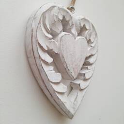 Large Wooden White Chunky Carved Winged Rustic Hanging Heart - Decoration Wall Decor - thumbnail 3