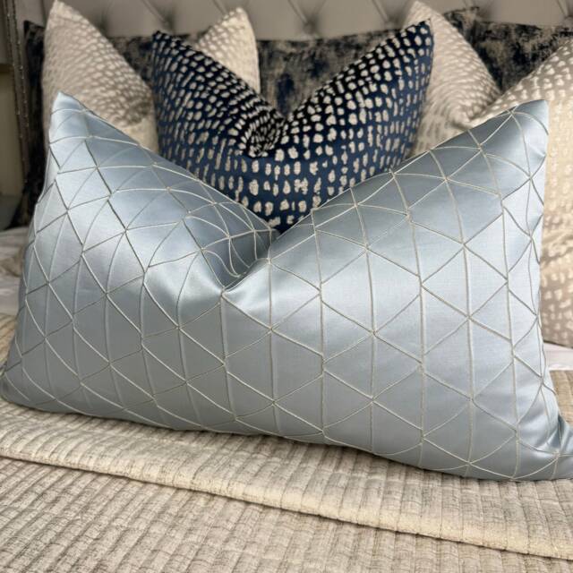 "Geometric Design Cushion Cover, Pillow Cover 12"" X 20" - image 1