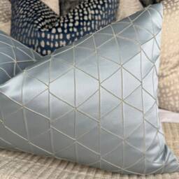 "Geometric Design Cushion Cover, Pillow Cover 12"" X 20" - thumbnail 2