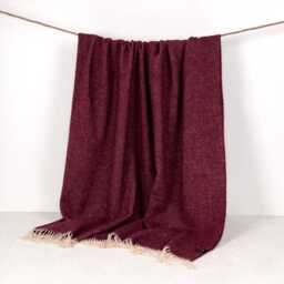 Burgundy Red Pure Wool Blanket Throw Hypoallergenic, Eco-Wool - thumbnail 3