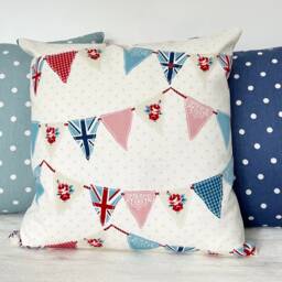 Spotty Cushion Cover/ Scatter Cushions/Bunting Fabric Shabby Chic Gifts Home Decor Vintage - thumbnail 3
