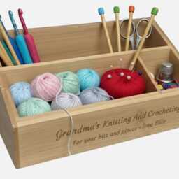 Personalized Multi-Compartment Knitting & Crochet Bamboo Organizer Engraved - thumbnail 4