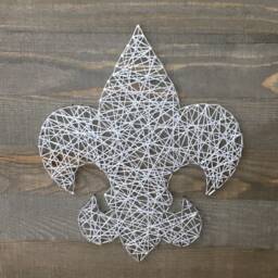 Fleur De Lis String Art - thumbnail 3