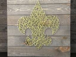 Fleur De Lis String Art - thumbnail 1