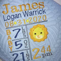 Personalized Lion Baby Blanket, Embroidered Birth Stats Quilt - thumbnail 2