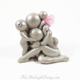 Clay Angel Family Sculpture Legacy Keepsake With Baby - thumbnail 2