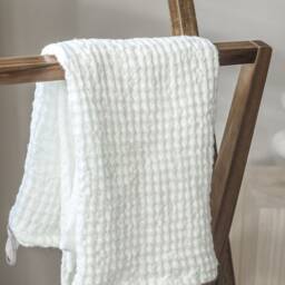 Soft Linen Waffle Bath Towel in Off White/Soft & Fluffy Towels/Quality Spa Towel/Absorbent Linen Blend Towels/ - thumbnail 2