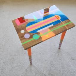 Hand-Painted Resin Side Table Colorful Pop Art, Retro Accent - thumbnail 4