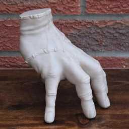 Severed Hand Halloween Prop Thing - thumbnail 3