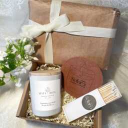 Personalised Wedding Candle Gift For Couple, Mr Mrs With Names & Date, Day D??cor, Bride & Groom Keepsake, Wedding Candle - thumbnail 4