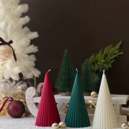 Soy Wax Christmas Tree Candle Festive Vegan Decor - thumbnail 2
