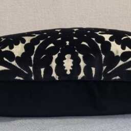 Christian Lacroix For Designers Guild Paseo Doble Jais Fabric Velvet Cushion Cover 35x55 cm - thumbnail 2