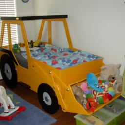 Front End Loader - Twin Or Crib Size Bed Woodworking Plan - thumbnail 4