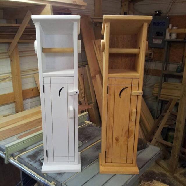 Old Timey Outhouse Toilet Paper Holder - image 1