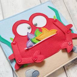 Montessori Busy Book Page Felt Crab Activity Toy - thumbnail 4