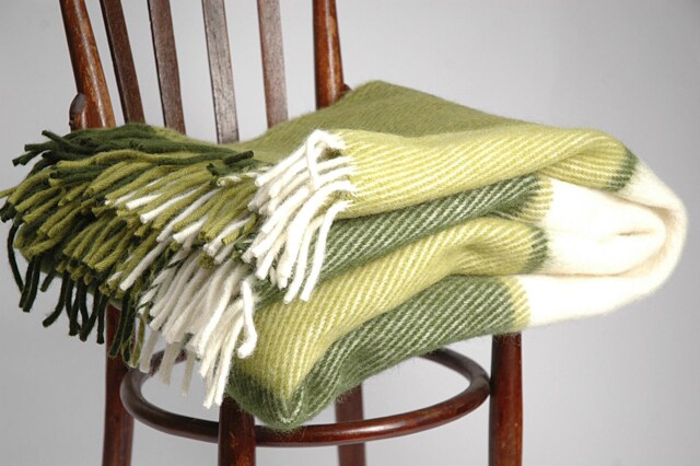 xl Size Green/White Large Check Lambswool Throw Blanket Pure Wool With Fringes Oversize Blankets67''x83''/170x210cm - image 1