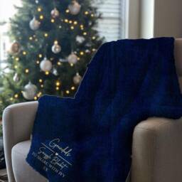 Personalised Sherpa Fleece Blanket, Large Warm Chirstmas Present Gift, Nana, Grandad, Mummy, Mum. Sniggle Movie Blanket Baby Name