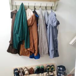 Space Saving Hallway Wall Mounted Pallet Wood Floating Shoe Rack - thumbnail 2