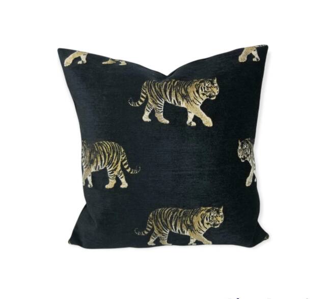 "Luxurious Tiger Cushion Covers - Designer Animal Print Velvet Chenille 16"", 18"", 22"", 24"" & 18"" X 12"", 20"" 14" - image 1