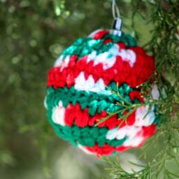 Handmade Crochet Christmas Baubles Red, White, & Green Ornaments - Set Of Four - thumbnail 2
