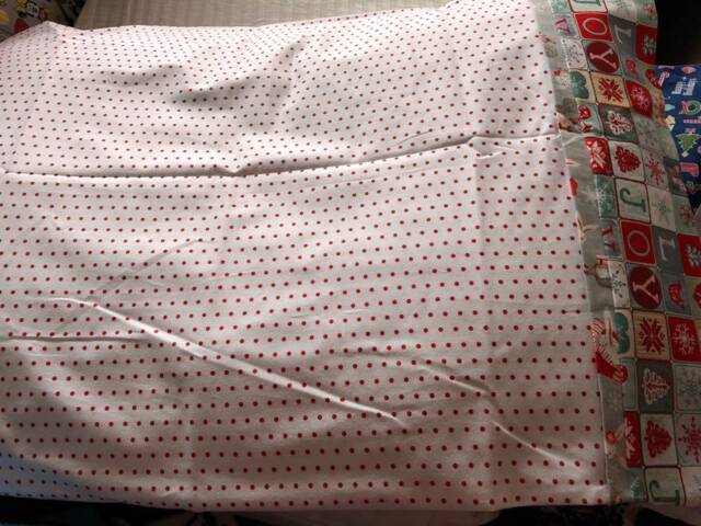 Red Dot Winter Pillowcase - image 1