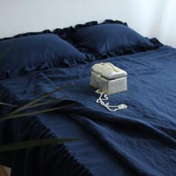 Two Ruffled Pillowcases Of 100% Pure Very Soft Linen in Handmade - thumbnail 2