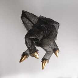 steel Sculpture, 8K Gold Ceramic Accents, Wire Mesh, Tabletop Decor - thumbnail 4