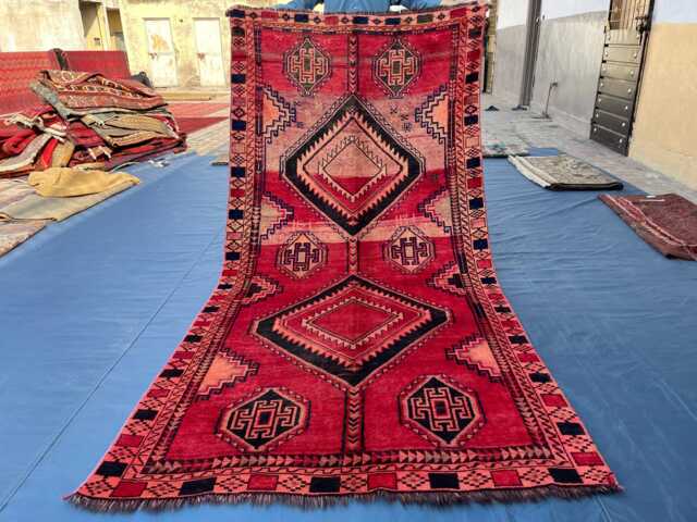 4.4x9.2 Ft, Hallway Runner Rug, Natural Dyes Vibrant Hand Knotted Rare Diamond Design Luxury Rug - image 1