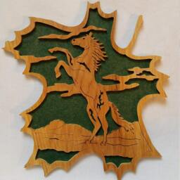 Horse Scroll Saw Birch Wood Leaf Wall Hanging - thumbnail 3