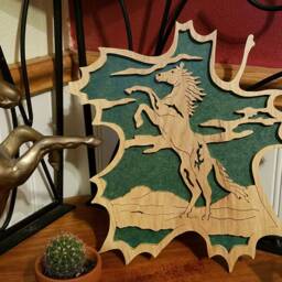 Horse Scroll Saw Birch Wood Leaf Wall Hanging - thumbnail 2