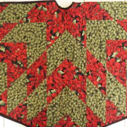 Quilted Christmas Tree Skirt Red Green Star Handcrafted - thumbnail 2