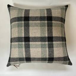 "Black & Green Plaid Wool Pillow Cover Exposed Zipper-Leather Pull 20"" 22""24" - thumbnail 2