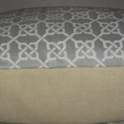 "Geometric Decorative Pillow Cover in 24""x24" - thumbnail 3
