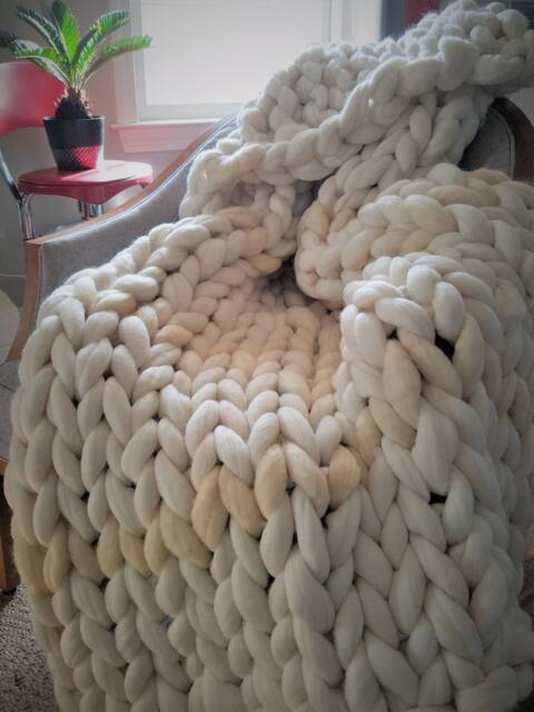 Chunky Knit Throw - image 1