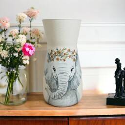 Pretty Elephant Vase, Gifts, Flower Lovers, Decorations, Home Decor - thumbnail 1