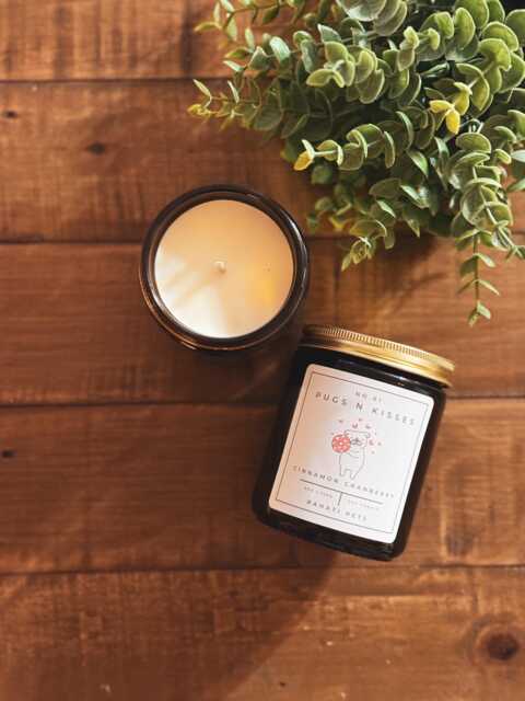 Pugs N Kisses Valentines Day - 8 Oz Soy Hand-Poured Candle - image 1