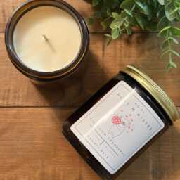 Pugs N Kisses Valentines Day - 8 Oz Soy Hand-Poured Candle - thumbnail 3