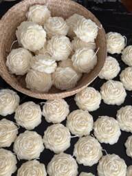 Peony Flower Candles - Bulk Soy Wax Wedding Favors, Bridal Shower, Event Gifts - thumbnail 1