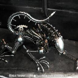 Recycle Metal Climbing Monster - Medium Item/Sustainable Sculpture Art - thumbnail 2