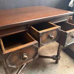 Antique Style Jaycee Furniture Oak Side Table Occasional Console - thumbnail 3