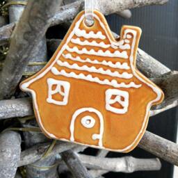 Christmas Ornament Set Of 2 House Xmas Ornaments Home Pottery Traditional Christmas Gingerbread Houses Holiday Decor Gift - thumbnail 3