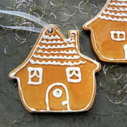 Christmas Ornament Set Of 2 House Xmas Ornaments Home Pottery Traditional Christmas Gingerbread Houses Holiday Decor Gift - thumbnail 2