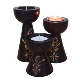 Set Of 3 Wooden Candle Holders With Flower Or Abstract Carving Design - thumbnail 2