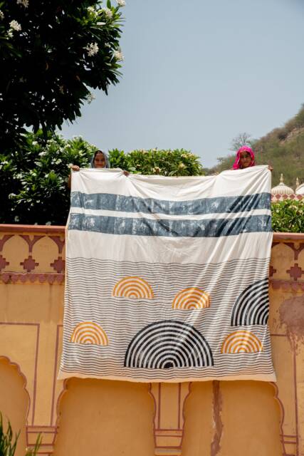 Handmade Block Printed Cotton Duvet Cover Set Modern Spiral Sun Design - image 1