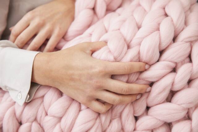 Jumbo Chunky Knit Throw Blanket Giant Arm Knitted Merino Wool - image 1