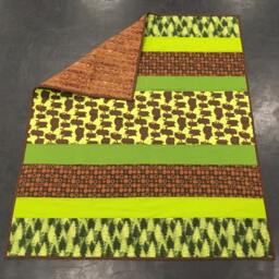 Bear Quilt, Woodland Creature Toddler Blanket, Green Baby Gift - thumbnail 2