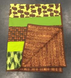 Bear Quilt, Woodland Creature Toddler Blanket, Green Baby Gift - thumbnail 1