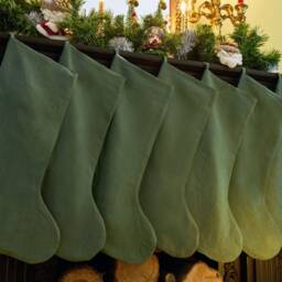 Personalized Linen Christmas Stocking - Embroidered Family Stockings - thumbnail 3